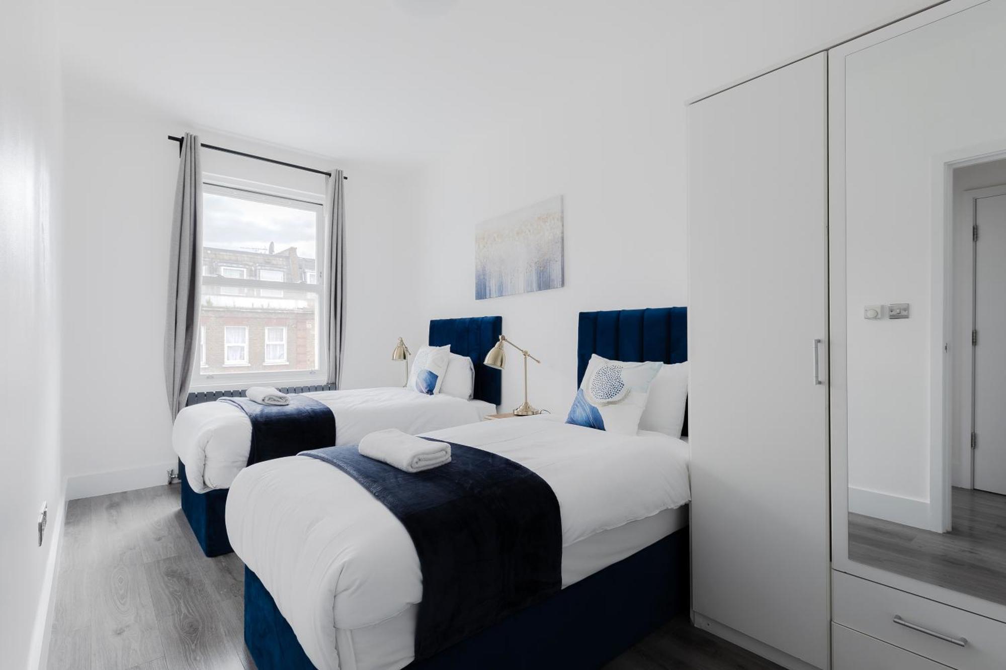 Wonderful Apartments Near Portobello Road Лондон Екстериор снимка