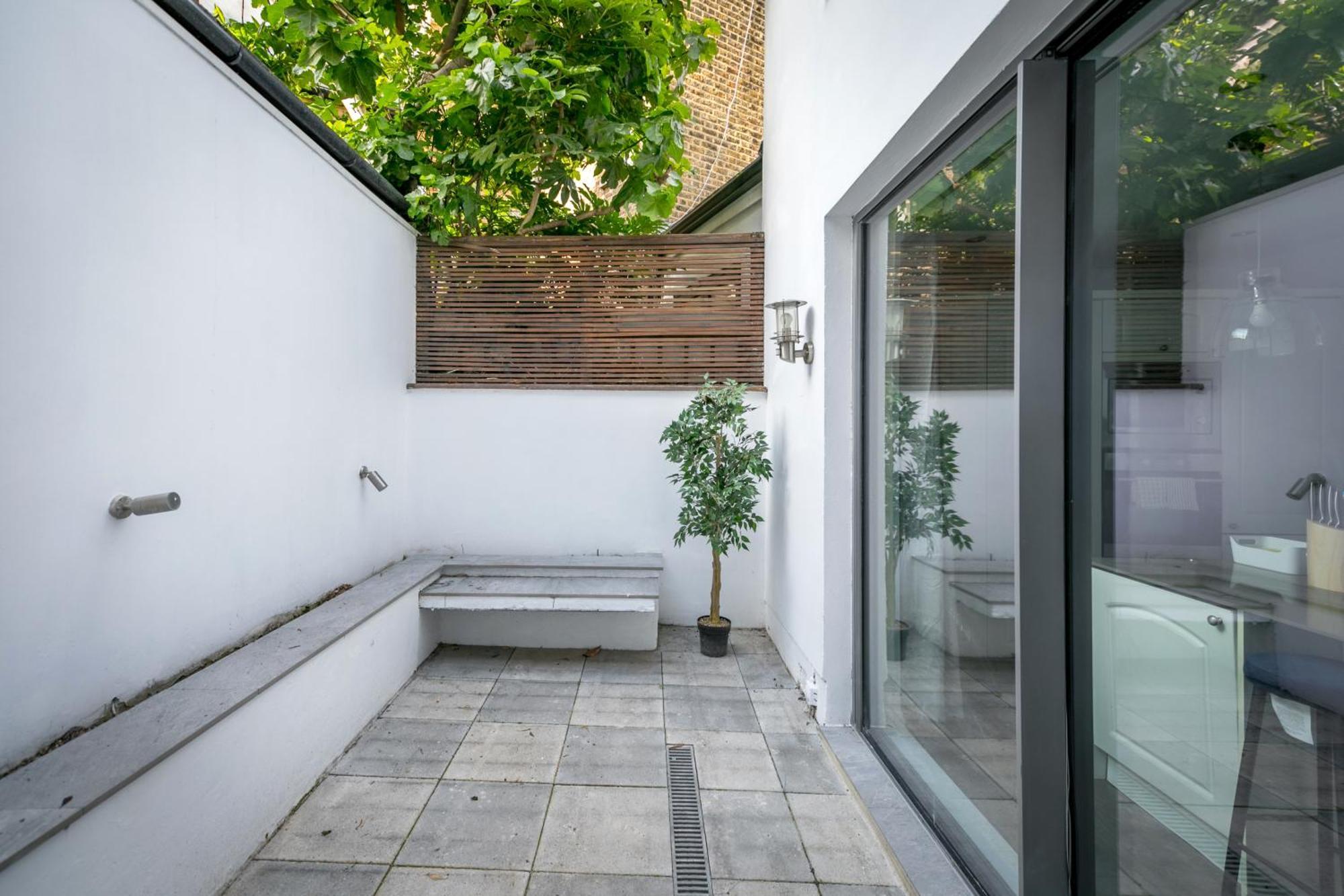 Wonderful Apartments Near Portobello Road Лондон Екстериор снимка