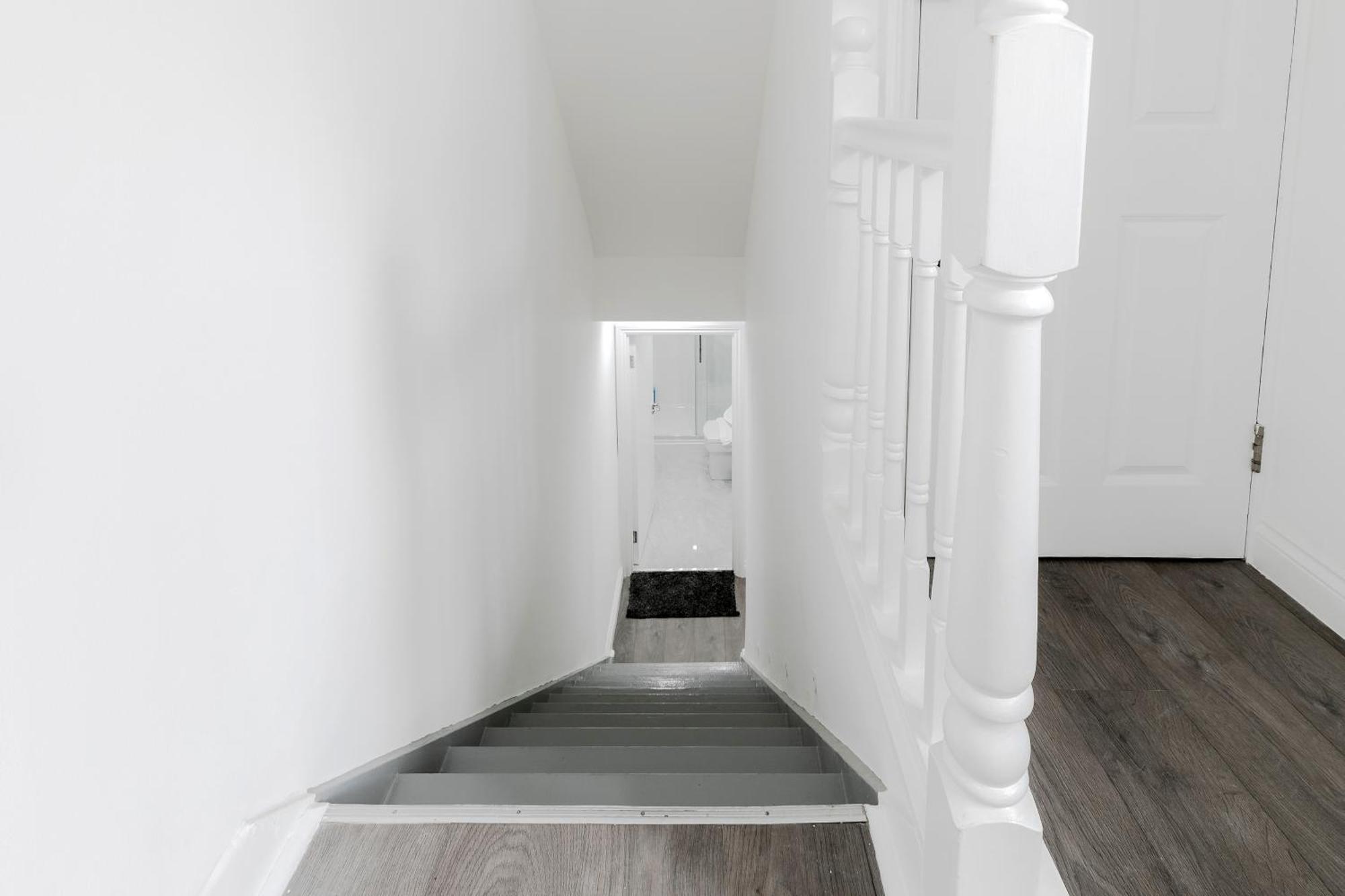 Wonderful Apartments Near Portobello Road Лондон Екстериор снимка